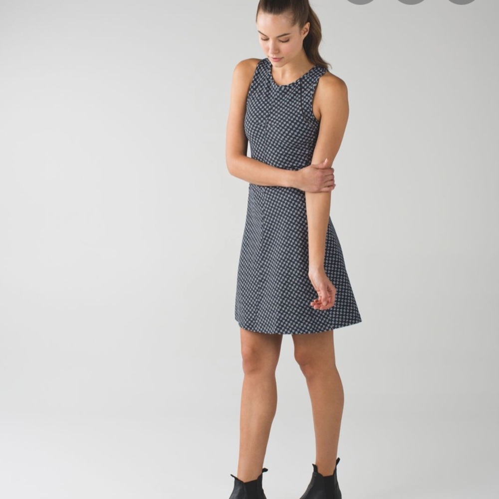 Lululemon &go till dawn dress